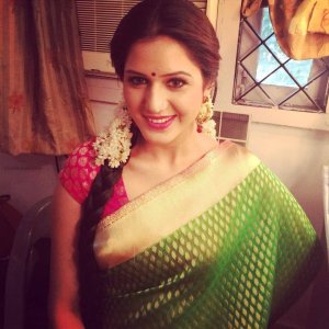 Isha-Rikhi-Punjabi-Actress