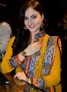 Elli-Avram-smiling - cute
