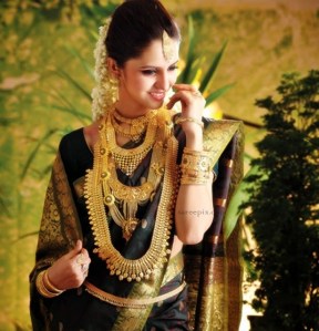 Miss-India-2014-Koyal-rana-bridal-saree