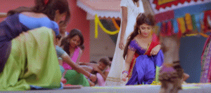 sonarika-bhadoria-indian-girl-making-rangoli