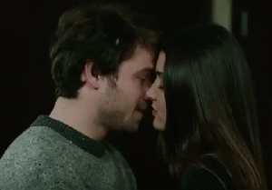 gunesin-kizlari-hande-ercel-turkish-tv