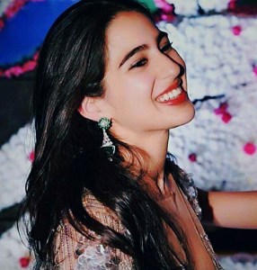 Sara Ali Khan smile 